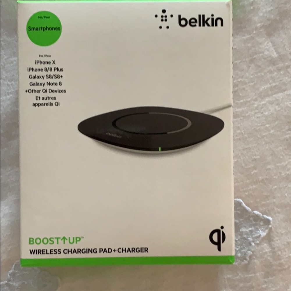 Wireless charging pad